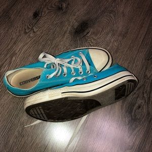 Converse size 8
